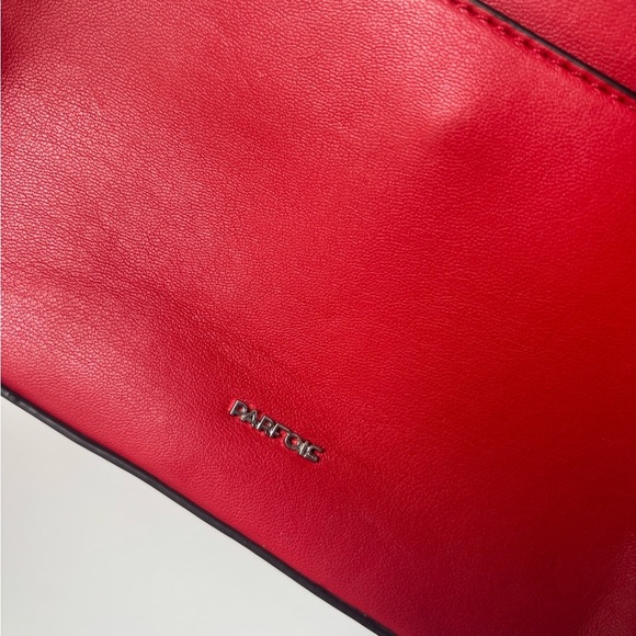 Parfois Red Purse Shoulder Bag EUC and adjustable strap geometric print - Picture 8 of 9